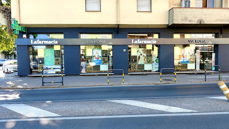 Lafarmacia.Via Roma